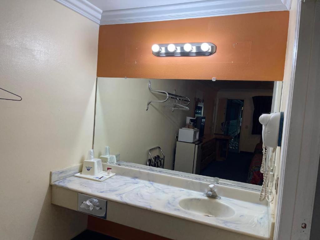 Aerospace Inn Mojave Ngoại thất bức ảnh